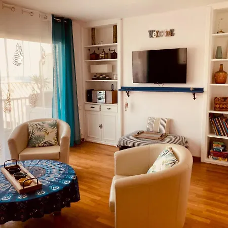 Carlota Apartment *